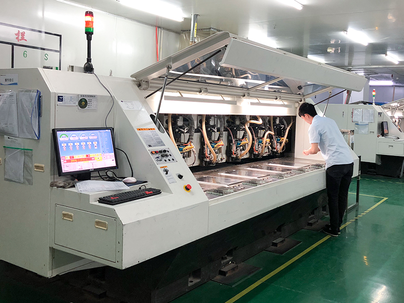 Equipamento de perfuração CNC